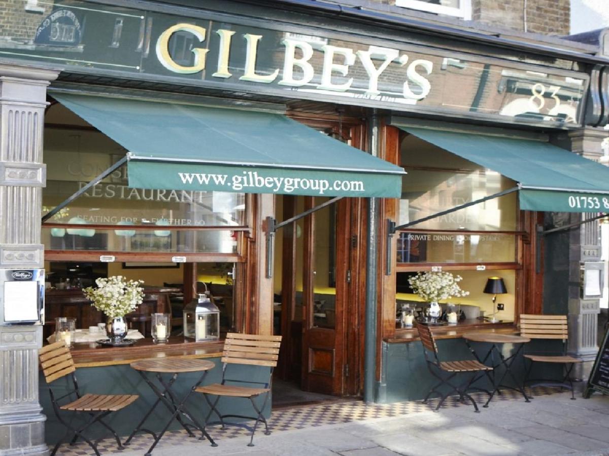 Gilbey'S Bar, Restaurant & Townhouse Bed and Breakfast Γουίνσδορ Εξωτερικό φωτογραφία